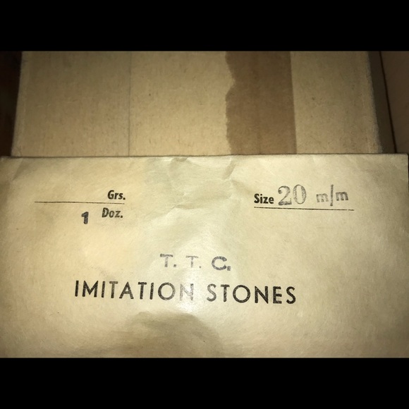 Vintage imitation stones 20mm good find Czech - Picture 4 of 4